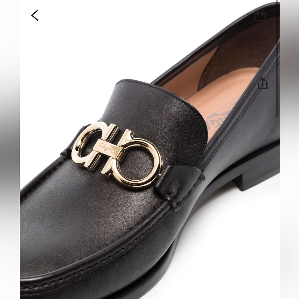 Ferragamo Gancini Buckle Leather Loafer